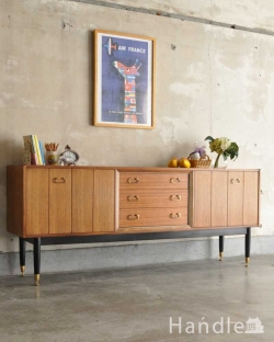 アンティーク家具 アンティークのキャビネット G-PLANのお洒落なヴィンテージサイドボード(トラー&ブラック)