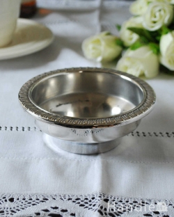 アンティーク雑貨 英国輸入の上品な輝きを放つアンティークシルバーのプレート(トレイ)