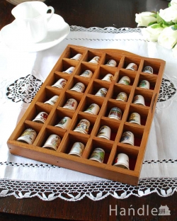 アンティーク雑貨 アンティーク食器 イギリスで見つけたアンティークのシンブルラック＆シンブル30個セット