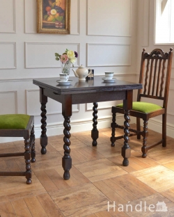 アンティーク家具 アンティークのテーブル 英国のアンティークテーブル、伸び縮みする伸長式のダイニングテーブル