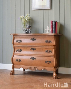 アンティーク家具 アンティークのチェスト 南フランススタイルの優雅なアンティーク家具、明るい色のコモードチェスト