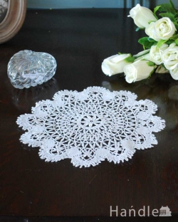 アンティーク雑貨 ドイリー・クロス フランスで見つけた、お花のような華やかなアンティークドイリーレース