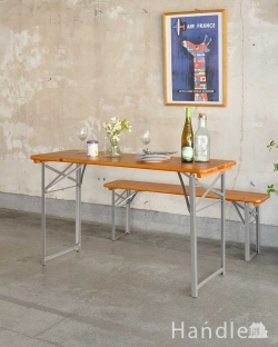 折り畳みができるモミの木のアンティーク風ガーデンテーブル（ビアテーブル）