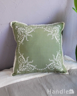 インテリア雑貨  草花の刺繍が可愛いクッションカバー（グリーン）