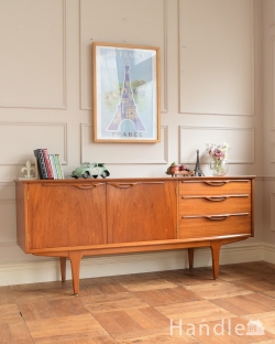 アンティーク家具 アンティークのキャビネット 憧れていた北欧スタイルのインテリア、ヴィンテージサイドボード