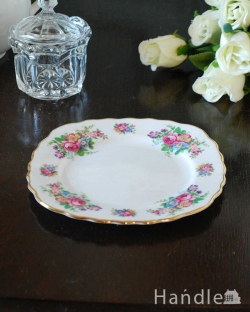 アンティーク雑貨 アンティーク食器 お花のブーケが華やかなアンティーク雑貨、Colclough （コルクラフ）のプレート