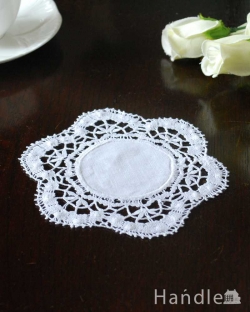 アンティーク雑貨 ドイリー・クロス フランスで見つけた、お花のかたちが可愛い小さなアンティークドイリーレース