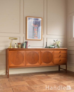 アンティーク家具 アンティークのサイドボード 北欧インテリアのヴィンテージサイドボード、Nathan（ネイサン）社のオシャレな家具