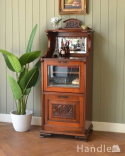 アンティーク家具 アンティークのキャビネット 豪華なアンティーク家具、イギリスで見つけたミラー付きのミュージックキャビネット