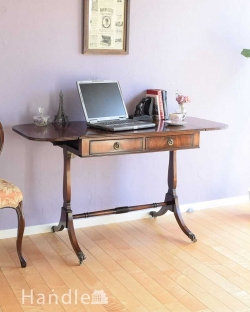 アンティーク家具 アンティークのテーブル キャスター付きの伸張式のアンティークバタフライテーブル