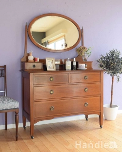 アンティーク家具 アンティークのドレッサー マホガニー材を使ったアンティークの家具、英国のドレッシングチェスト