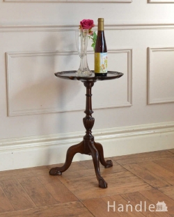 アンティーク家具 アンティークのテーブル エレガントなアンティーク家具、高級なマホガニー材のワインテーブル