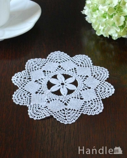 アンティーク雑貨 ドイリー・クロス フランスで出会ったハンドメイドの小さなアンティークドイリー