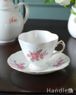 アンティーク雑貨 アンティーク食器 オトナ色の雰囲気のお花が描かれたアンティークカップ＆ソーサー（C.W.S. WINDSOR ）