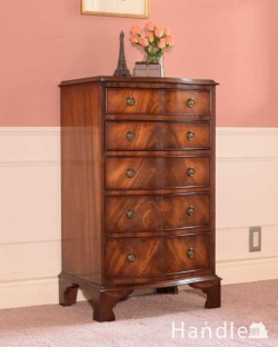 アンティーク家具 アンティークのチェスト イギリスアンティーク家具、曲線もエレガントなチェストオブドロワーズ（5段）