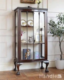 アンティーク家具 アンティークのキャビネット 英国から輸入したアンティーク家具、美しいアンティークのガラスキャビネット