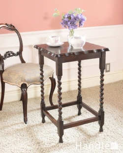 アンティーク家具 アンティークのテーブル アンティークのテーブル、ツイスト脚の美しい英国のオケージョナルテーブル 