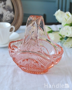 アンティーク雑貨 サラダボウル アンティーク アンティークガラス雑貨、ピンク色が可愛いアンティークのプレスドグラスのバスケット