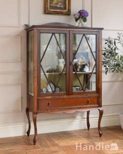 アンティーク家具 アンティークのキャビネット アンティークのガラスキャビネット、マホガニー材の美しいショーケース