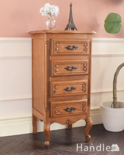 アンティーク家具 アンティークのチェスト フランスのアンティークチェスト、どこにでも置ける猫脚のスモールチェスト