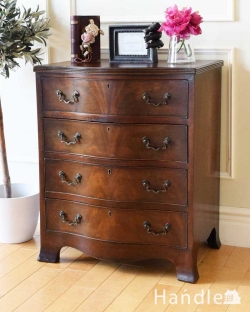 アンティーク家具 アンティークのチェスト アンティークのチェスト、杢目が美しいイギリスで見つけたドロワー