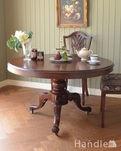 アンティーク家具 アンティークのテーブル マホガニー材の美しいテーブル、ダイニングに使える大きなサイズのティルトップテーブル