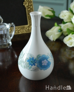 アンティーク雑貨 アンティーク食器 ウェッジウッドのクレメンタインCLEMENTINEシリーズ、アンティークの花瓶（一輪挿し）