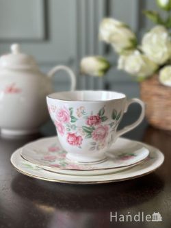 アンティーク雑貨 アンティーク食器 英国アンティークの華やかなカップ＆ソーサー、お花の模様のダッチェス（DUCHESS）のトリオ