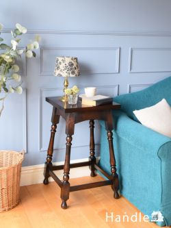 アンティーク家具  挽き物細工の脚が美しい英国のテーブル、アンティークのティーテーブル