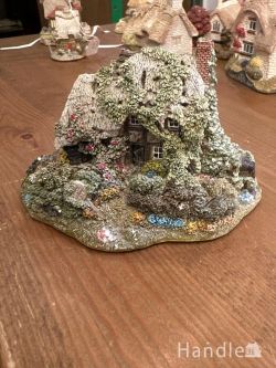 到着予定商品 アンティークオブジェ Lilliput Lane