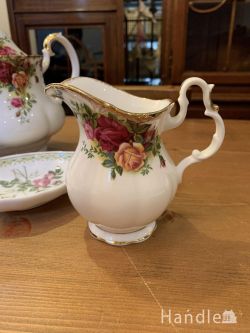 到着予定商品 アンティーク食器 ROYAL　ALBERT Old Country Roses ピッチャー