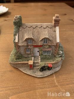 到着予定商品 アンティークオブジェ Lilliput lane