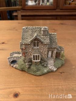 到着予定商品  Lilliput lane
