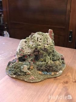 到着予定商品  Lilliput lane
