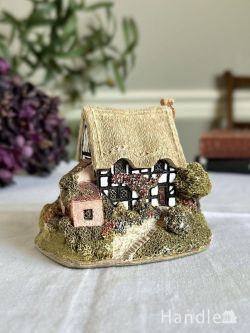 Lilliput Laneリリパットレーンの可愛い家、チューダー様式の茅葺屋根のお家(h-1138-z)