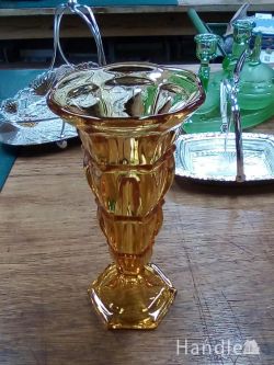 到着予定商品  アンティーク ガラス　アンバーフラワーベース