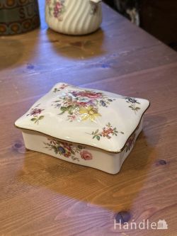 到着予定商品  アンティ―ク　Hammersley 蓋付Box