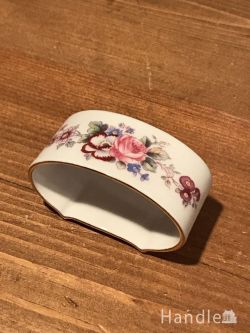 到着予定商品  ロイヤルクラウンダービー　アンティ―ク　陶磁器ナプキンリング