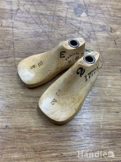 到着予定商品  アンティーク 子供靴型