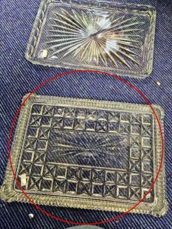 到着予定商品  アンティーク ガラストレイ