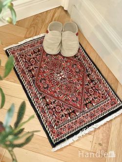 絨毯 ペルシャ絨毯 玄関マットにピッタリサイズのペルシャ絨毯、ザンジャーンの手結びのラグ