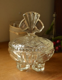 アンティーク雑貨  1940年代のアンティーク プレスドグラス