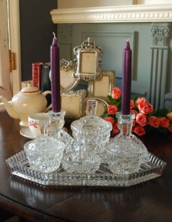アンティーク雑貨  1940年代のアンティーク プレスドグラス