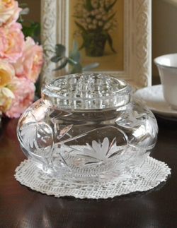 アンティーク雑貨  1940年代のアンティーク プレスドグラス