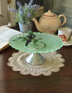 アンティーク雑貨  アンティークガラス プレスドグラス　ヴァセリングラスのプレート