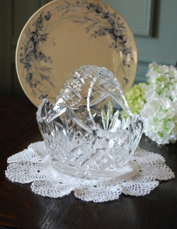 アンティーク雑貨 サラダボウル アンティーク 素敵なアンティークのインテリア雑貨　プレスドグラスの小さなバスケット