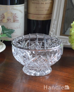 アンティーク雑貨 アンティーク花瓶 花留め付きのガラスボール（花器）アンティークプレスドグラス