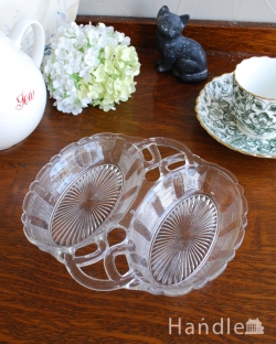 アンティーク雑貨 ケーキスタンド アンティーク 食卓を華やかに彩るガラスの小物入れ、珍しいダブルトレーのプレスドグラス