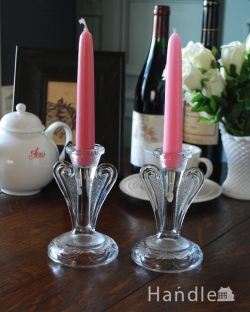 アンティーク雑貨 キャンドルスタンドアンティーク エンジェルの羽モチーフが可愛いキャンドルスタンドセット、アンティークプレスドグラス