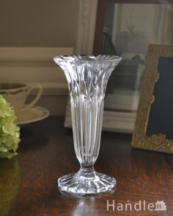 アンティーク雑貨 アンティーク花瓶 素敵な一輪挿し（プレスドグラス）ガラスのアンティークフラワーベース